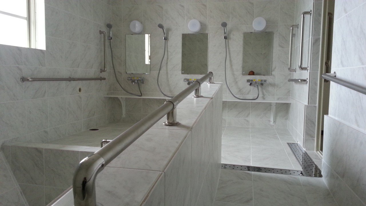 福祉施設　浴室タイル　山梨県甲斐市（2015年）